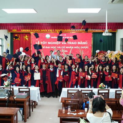 LỄ TỐT NGHIỆP VÀ TRAO BẰNG DƯỢC SĨ ĐẠI HỌC &  CỬ NHÂN HÓA DƯỢC NĂM 2024